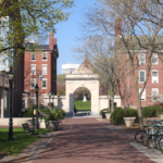 ブラウン大学【IVY】慶應義塾の創設者である福澤諭吉も西洋高等教育を学んだ由緒ある大学ブラウン大学【IVY】