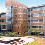 キリスト教の価値観に基づく人間性を教育、明治学園中学校・高等学校。