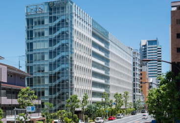 広尾学園中学校･高等学校_英語を中心に学び、日本の高卒資格を得られる1条校