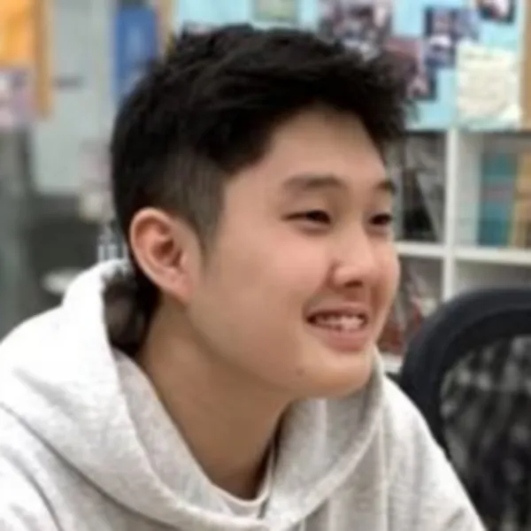 S さん