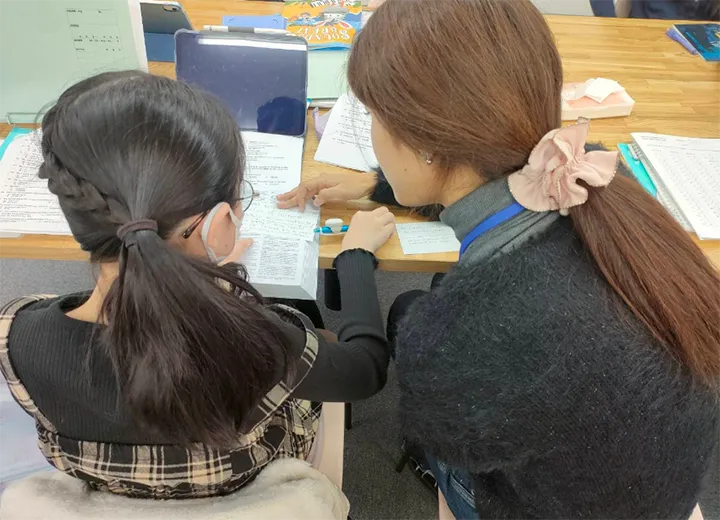 キャタル横浜校 教室での様子1